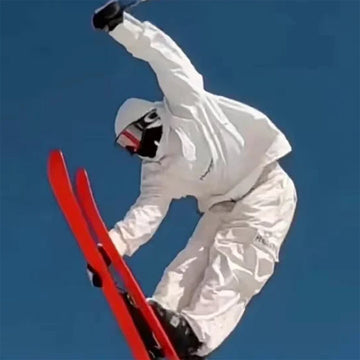 Baggy Ski Pants Styling: From Slopes to Street | Hellystudio