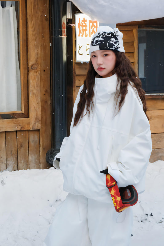 HELLYSTUDIO Professional White Baggy Snow Jacket 2.0 —— Unisex